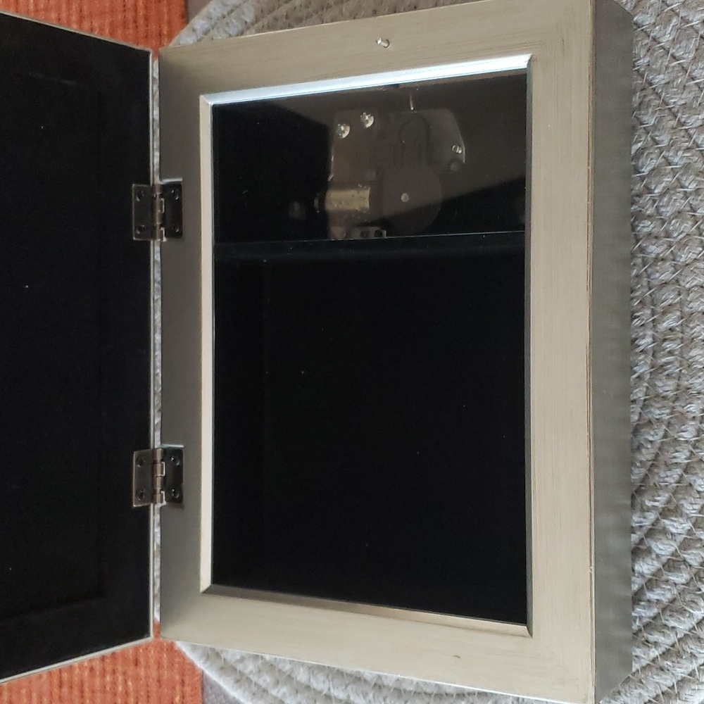 Sankyo Music Box - Picture 3 of 7